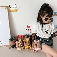 韓版百搭斜挎水桶包 兩條肩帶 質感休閒肩背包 休閒包 側背包 流行 精品 歷史價格詳細信息