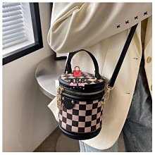 精品特惠 新款包包中老年媽媽包牛津布帆布包大容量單肩包側背包女包包  露天拍賣 歷史價格詳細信息