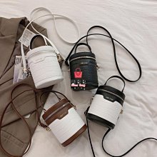 流行時尚紅色迷你手提萬用包 零錢包 鑰匙包(全新) 歷史價格詳細信息