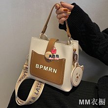 今年流行女潮時尚 寬背單肩斜背包 百搭ins爆款流浪包 小香風菱格女包2024新款高級感斜挎包-時尚箱包 歷史價格詳細信息