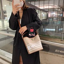 字母帆布單肩包女 兩用帆布包 帆布袋 大容量斜挎包百搭簡約環保購物袋 歷史價格詳細信息