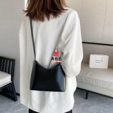 女生水桶包 純色單肩包 托特包 網紅小包包 斜挎包 斜背包 軟妹包包 韓版日系 百搭休閒 時尚精品ins 簡約便攜大容量 流行 精品 歷史價格詳細信息