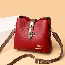 2022春夏季新款休閒斜挎運動包時尚防水牛津布圓筒包男女通用包潮 歷史價格詳細信息