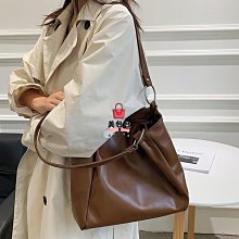 褶皺斜揹包 軟皮單肩托特包 素色復古手提包 大容量水桶包 百搭洋氣通勤大容量包包女 腋下托特包--麥包包 歷史價格詳細信息