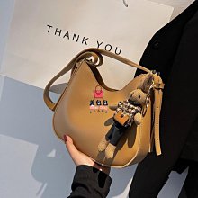 時尚流行斜背包 新款百搭斜背包 高顏值耐用帆布包 出行便攜可手提斜背包 大容量學生通勤防盜小方包【時尚箱包】 歷史價格詳細信息