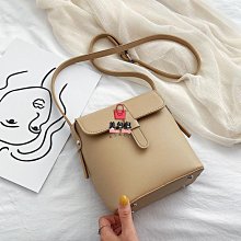 韓版時尚簡約設計四葉草手鏈個性潮流氣質串珠水晶手串女男女飾品流行飾品JT11582-哈囉好物 歷史價格詳細信息