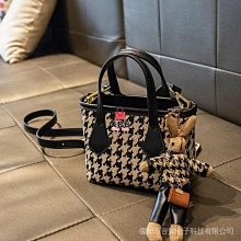 小眾設計小mk秋冬包包2021新款潮千鳥格手提斜挎質感水桶包女百搭 4MrA 流行 精品 價格比較,價格查詢,歷史價格詳細信息