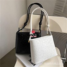 ��女生包包精品新款  側背包肩背包斜背包時尚簡約單肩小包包2021新款潮夏季流行手提水桶包小眾女士斜挎包 流行 精品 歷史價格詳細信息