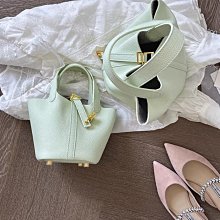 真皮女包頭層牛皮水桶包菜籃子包包女款大容量側背包手提包女百搭小眾通勤腋下包 流行 精品 歷史價格詳細信息