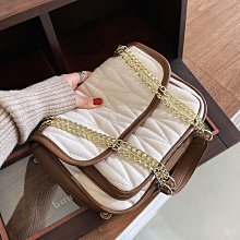 今年流行豎款條紋手拎包包2024便攜式單肩包ins簡約單肩手提袋 歷史價格詳細信息