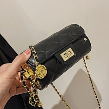 百搭ins斜挎包包女2022新款潮秋冬時尚復古小方包法國小眾腋下包 歷史價格詳細信息