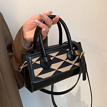 今年流行小眾設計褶皺包包2023新款女包洋派百搭斜挎包單肩腋下包 歷史價格詳細信息