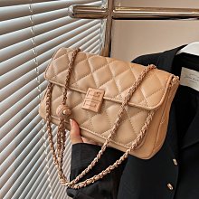 超火小包包2022新款包包女ins小眾百搭斜挎包秋冬時尚單肩半月包 歷史價格詳細信息