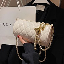 今年流行小眾呢子包包2023新款女包秋冬爆款斜挎包超火手提水桶包 歷史價格詳細信息