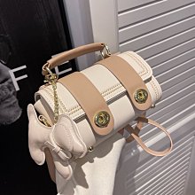 高級質感小包包女2022新款春季時尚2023百搭大學生上課單肩斜挎包 歷史價格詳細信息