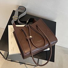 大容量包包女 新款包包女 高級感時尚百搭女包 通勤包 斜背包 腋下包 格紋托特包 單肩包 學生上課書包 包包 侧背包-予你優選 歷史價格詳細信息
