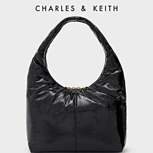 CHARLES & KEITH專櫃購買 單肩包 斜背包 復古腋下包女包 歷史價格詳細信息