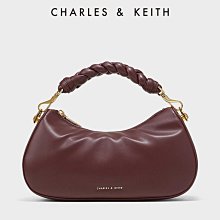 CHARLES & KEITH專櫃購買 單肩包 斜背包 復古腋下包女包 歷史價格詳細信息