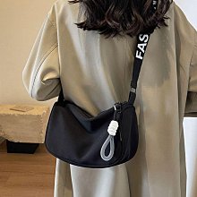 時尚通勤大容量包包女2023新款休閒洋派百搭單肩包百搭手提託特包 歷史價格詳細信息