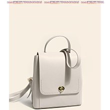 爆款雙肩包女包2024新款休閑單肩斜挎包大容量徽章小背包兩用包 歷史價格詳細信息