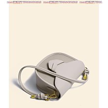 2024新款時尚輕奢小眾耳圈莫桑石氣質休閒高級設計感純銀耳環 歷史價格詳細信息