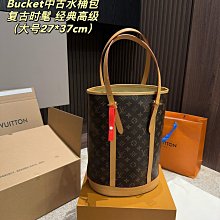 熱銷新款 L老花真皮一字軟底輕便厚底涼鞋 牛皮沙灘涼鞋 海灘女鞋35-42碼涼鞋 明星大牌同款服裝包包 歷史價格詳細信息