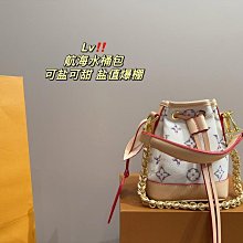 uu女裝大尺碼女裝大尺碼帽t大碼女裝假兩件連帽衛衣女春秋新款韓版寬松中長款上衣100公斤穿大尺碼純色連帽上-餘登米女裝 歷史價格詳細信息