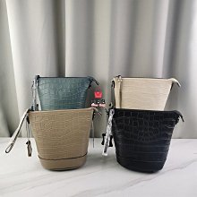 【頭層牛皮】單肩斜挎包 外出旅遊包 休閒背包 多層大容量真皮水壺包 便攜包 挎包 多功能手機包 旅行包 胸包 單肩包 歷史價格詳細信息