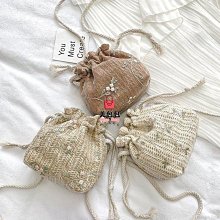 春季出遊ins甜美棋盤格斜揹包秋冬洋氣軟面馬鞍包復古斜背包水桶包 流行 歷史價格詳細信息
