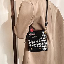 2024高級感百搭洋氣小眾斜挎水桶包 流行 歷史價格詳細信息