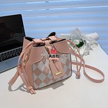 送小包包夏季套裝女學生韓版寬鬆顯瘦學院閨蜜裙23新款洋裝日系齡刺繡揹帶洋裝 歷史價格詳細信息