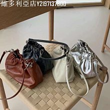 2024新款時尚輕奢小眾耳圈莫桑石氣質休閒高級設計感純銀耳環 歷史價格詳細信息