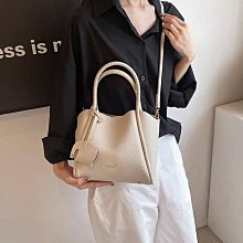 手提水桶包 個性菱格手提包 小盒子包包女 新潮時尚百搭斜揹包 側肩背包 斜挎包 流行 精品 歷史價格詳細信息