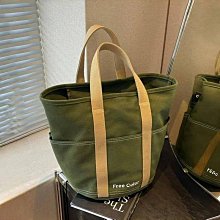 帆布大包包水桶包女2024新款潮時尚通勤單肩包大容量托特包單肩包【心願便利店】 歷史價格詳細信息