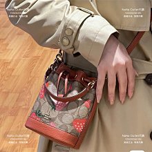 NaNa Outlets代購 Coach CF214 新款史努比印花女士手拿包 零錢包 手腕包 附購證 買即送禮 歷史價格詳細信息