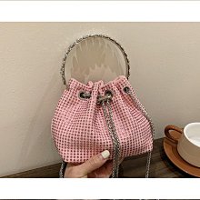 【好康】高級質感復古小包包2023新款時尚腋下小方包秋冬女士鏈條包斜挎包 歷史價格詳細信息