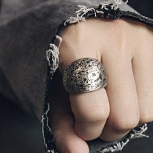 「由畫而生」古力娜扎同款不對稱小恐龍耳環女耳釘個性創意百搭耳飾耳圈吊墜歐韓 歷史價格詳細信息