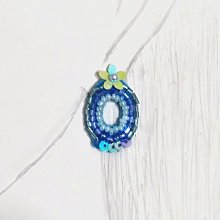 菲洛那手作:白色袖珍蕾絲禮服珠繡及刺繡不鏽鋼勾針式或合金可調節夾式耳環(單耳) 歷史價格詳細信息