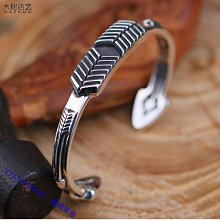 CODY&MIDY大型犬暢銷歐洲皮質龐克三排釘寵物項圈(經典蛇紋/4種尺寸可選) 歷史價格詳細信息