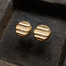 平常小姐┃全新┃Inori Kito【鬼頭祈】插畫徽章2入 草莓 歷史價格詳細信息