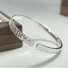 Coppii 服飾运动梨形身材法式碎花連衣裙2024新款女夏季氣質雪紡a字裙子 歷史價格詳細信息