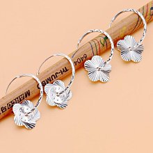 梅花髮圈 森林系女孩髮圈 水晶花朵髮圈 馬尾髮圈 水晶髮束 韓版髮飾可愛髮圈 彈力皮筋髮繩 水鑽髮圈 平價飾品 蒂亞奈絲 歷史價格詳細信息