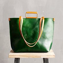 **蛻變英倫**韓國 紐約 歐美頂級款新款復古簡約潮女包頭層瘋馬牛皮手機包迷你單肩斜跨包相機零錢包 歷史價格詳細信息