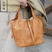 『皮皮創』原創設計手作真皮水桶包。復古文藝頭層植鞣牛皮撞色斜背包 小眾質感小眾通勤真皮斜背迷你小包包 歷史價格詳細信息