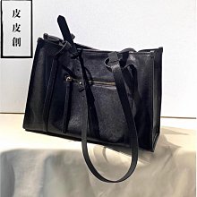 原創小眾斜挎包男士百搭包包2023ins防水休閒單肩包女吐司枕頭包 歷史價格詳細信息