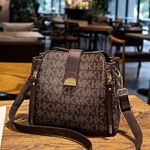 印花水桶包 2024夏季水桶包 同手提 小仙女  斜背包 百搭 斜背包 復古水桶包 流行 歷史價格詳細信息