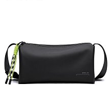 男士斜挎小包時尚潮牌單肩手機包簡約日系盒子小方包男士迷你跨包-輝縣精品 歷史價格詳細信息