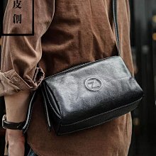 『皮皮創』原創設計手作真皮枕頭包。簡約率性自然摔紋牛皮斜背包復古文藝小眾單肩包反絨麂皮包包雙隔層雙拉鏈大容量真皮休閒包 歷史價格詳細信息