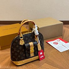 【雅妤二手包包】size：1913cmC家 新款georgie限量老花盒子包，這款透露著高級質感，而且超級百搭是 NO99470 歷史價格詳細信息