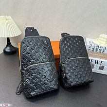 【雅妤二手包包】無盒size：底寬30 上寬50高25cmLOEWE草編包夏天這么好看的草編包還不擁有嘛Anag NO67863 歷史價格詳細信息